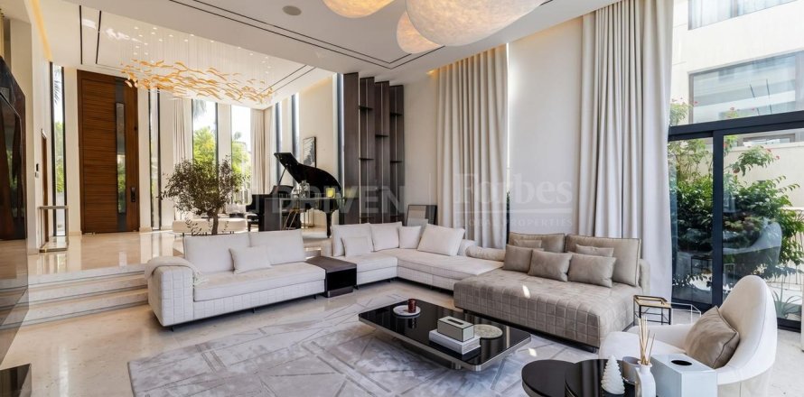 5 bedrooms Villa in Jumeirah Park, UAE No. 188456