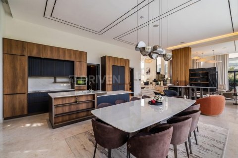 5 bedrooms Villa in Jumeirah Park, UAE No. 188456 14