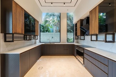 5 bedrooms Villa in Jumeirah Park, UAE No. 188456 25