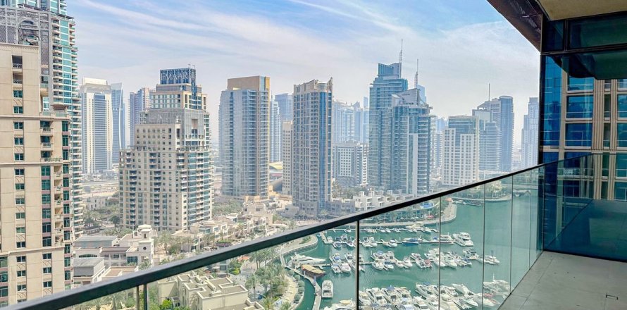 Apartment de 2 dormitorios en Dubai Marina, UAE No. 163869