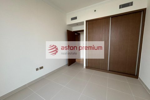 Квартира с 2 спальнями в EMAAR Beachfront, ОАЭ №151414 15