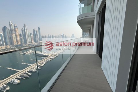 Квартира с 2 спальнями в EMAAR Beachfront, ОАЭ №151414 6