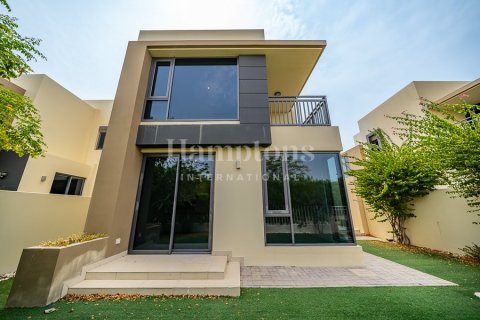 Villa de 5 dormitorios No. 118589 9