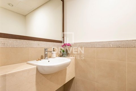 2 bedrooms Apartment in Burj Vista, UAE No. 138568 21