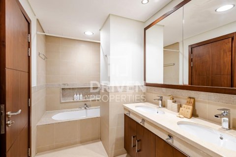 2 bedrooms Apartment in Burj Vista, UAE No. 138568 19