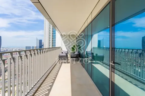 Apartment de 3 dormitorios en Dubai, UAE No. 161481