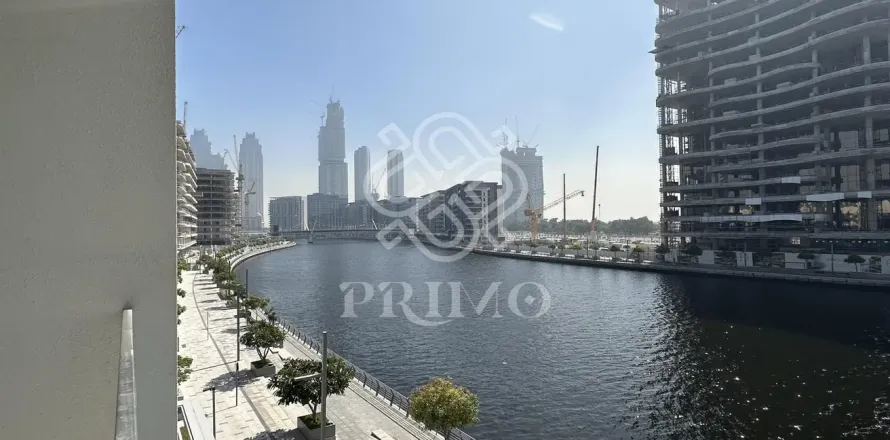 2 bedrooms Apartment in Dubai, UAE No. 161480