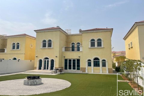 3 bedrooms Villa  No. 112471 2
