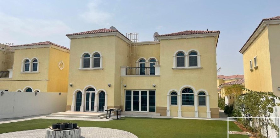 3 bedrooms Villa  No. 112471