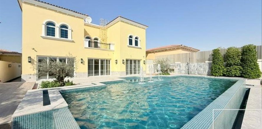 3 bedrooms Villa  No. 112472