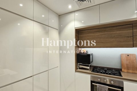 Квартира с 1 спальней в The Address Dubai Marina, ОАЭ №155303 11