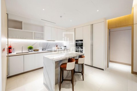 Квартира с 3 спальнями  №121805 16