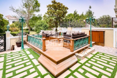 Villa de 5 chambres No. 121804 28