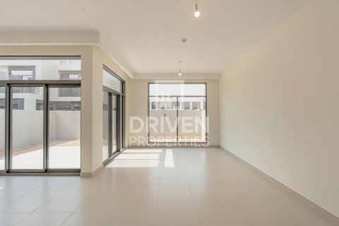 Villa de 4 chambres  No. 121800 2