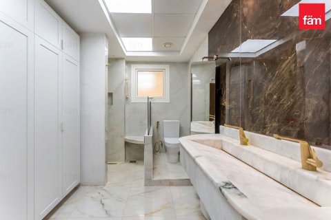 Villa de 4 dormitorios en Dubai, UAE No. 185218 22