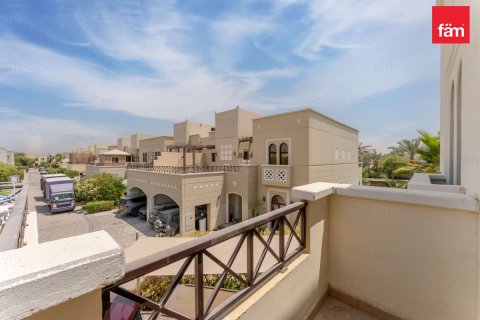 Villa de 4 dormitorios en Dubai, UAE No. 185218 18