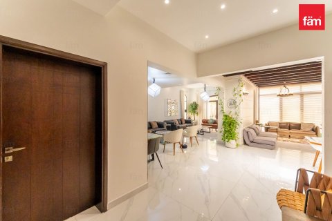 Villa de 4 dormitorios en Dubai, UAE No. 185218 7