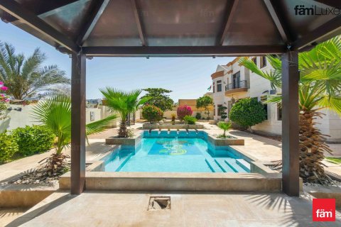6 bedrooms Villa in Al Barsha, UAE No. 161881 3
