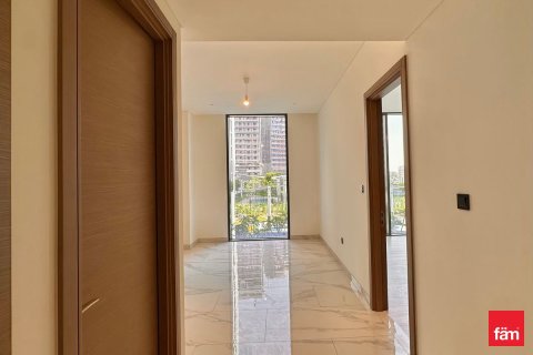 2 bedrooms Apartment in Dubai, UAE No. 158695 18