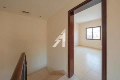 Villa de 4 chambres à Mira, UAE No. 101761 7