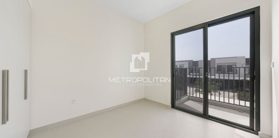3 غرف نوم فيلا في EMAAR South, الإمارات العربية المتحدة رقم 78841