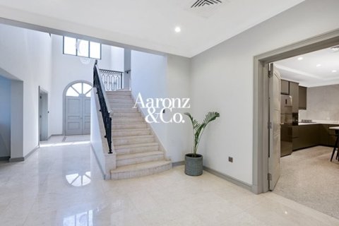 Вилла с 5 спальнями в Garden Homes Frond K, ОАЭ №165155 7