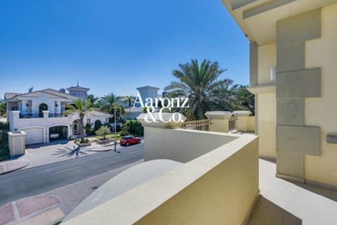 Вилла с 5 спальнями в Garden Homes Frond K, ОАЭ №165155 24