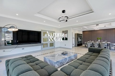 Вилла с 5 спальнями в Garden Homes Frond K, ОАЭ №165155
