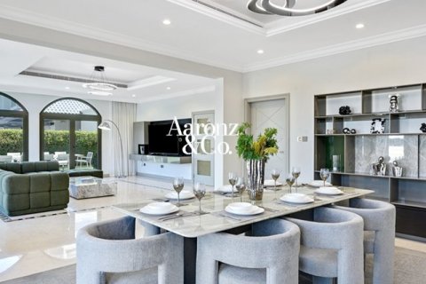 Вилла с 5 спальнями в Garden Homes Frond K, ОАЭ №165155 5