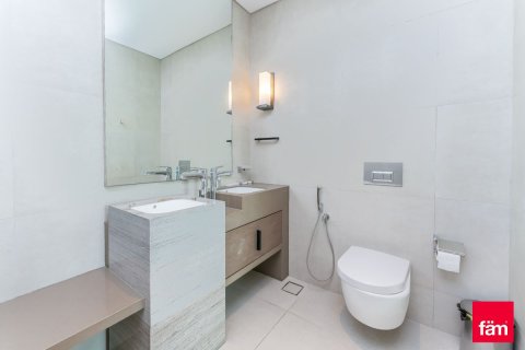 Apartment de 2 dormitorios en Dubai, UAE No. 88677 3