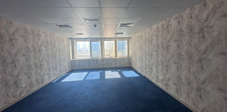49.8m² Office in Dubai, UAE No. 169445