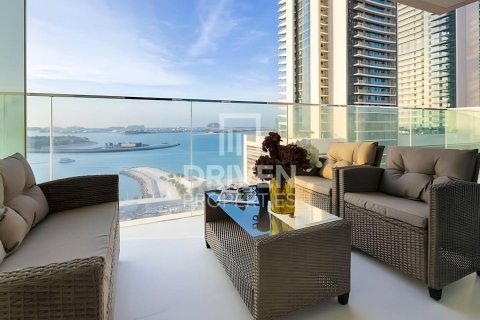 Квартира с 2 спальнями в EMAAR Beachfront, ОАЭ №192966 15