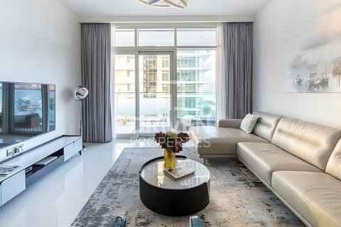 Квартира с 2 спальнями в EMAAR Beachfront, ОАЭ №192966 5