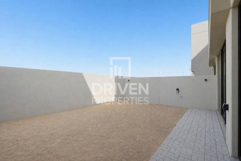 3 bedrooms Townhouse in Dubai Land, UAE No. 199967 4