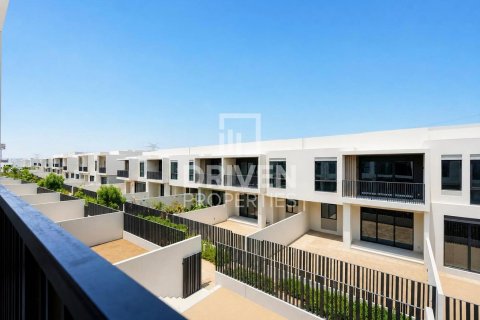3 bedrooms Townhouse in Jebel Ali, UAE No. 199972 5