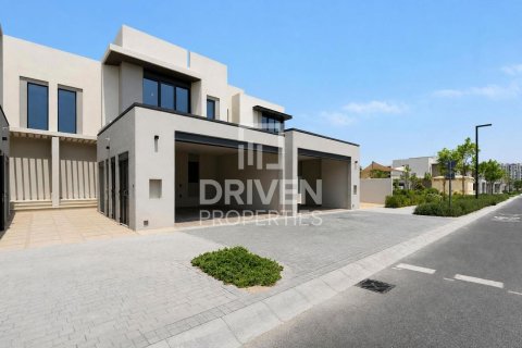 3 bedrooms Townhouse in Jebel Ali, UAE No. 199972 3