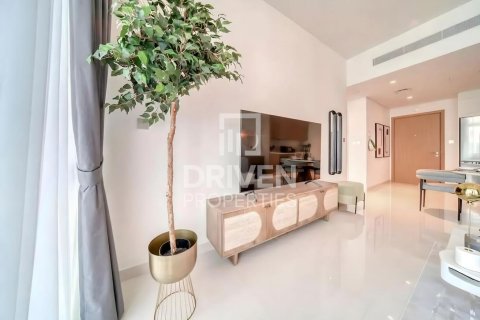 Квартира с 1 спальней в EMAAR Beachfront, ОАЭ №192357 5