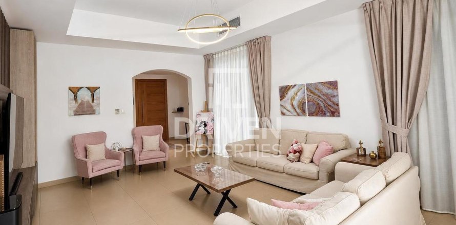 3 غرف نوم فيلا في Dubai Silicon Oasis, الإمارات العربية المتحدة رقم 192355