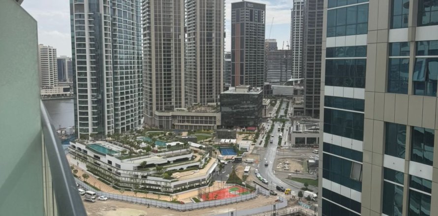 Studio Apartment in Business Bay, UAE No. 170124