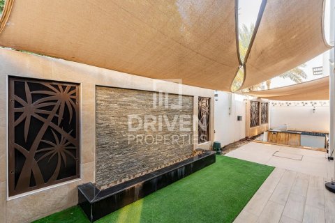 Вилла с 5 спальнями в DAMAC Hills (Akoya by DAMAC), ОАЭ №137961 6