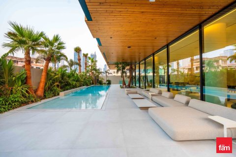 Villa de 6 dormitorios  No. 125329 2