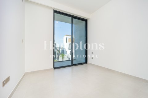 4 غرف نوم فيلا  رقم 134635 23