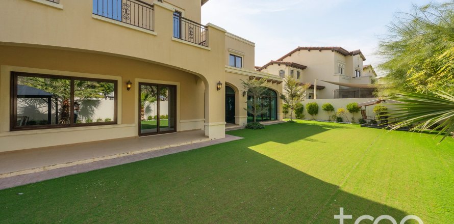Villa de 6 chambres à Rosa, UAE No. 173827