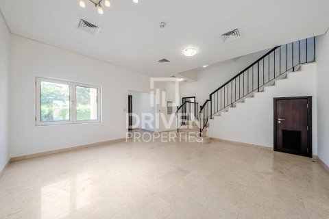 Villa de 5 dormitorios en The Villa, UAE No. 138409 5