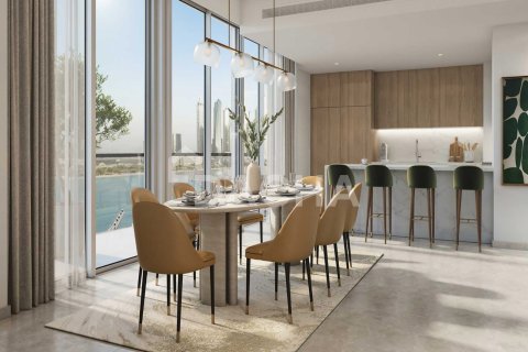 Квартира с 2 спальнями в EMAAR Beachfront, ОАЭ №161255 4