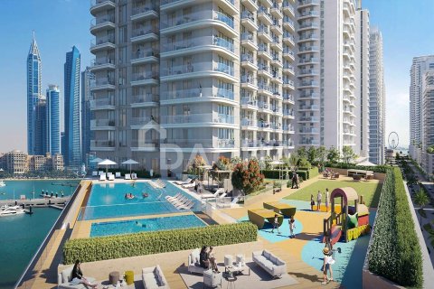 Квартира с 2 спальнями в EMAAR Beachfront, ОАЭ №161255 8