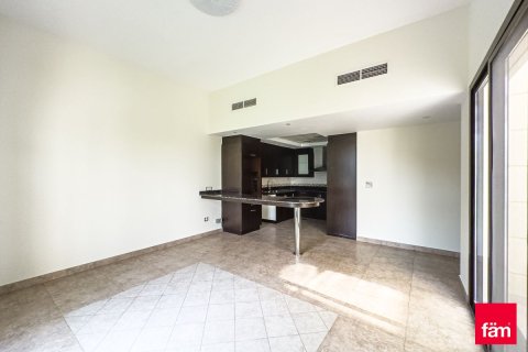 4 bedrooms Townhouse in Dubai, UAE No. 168142 6