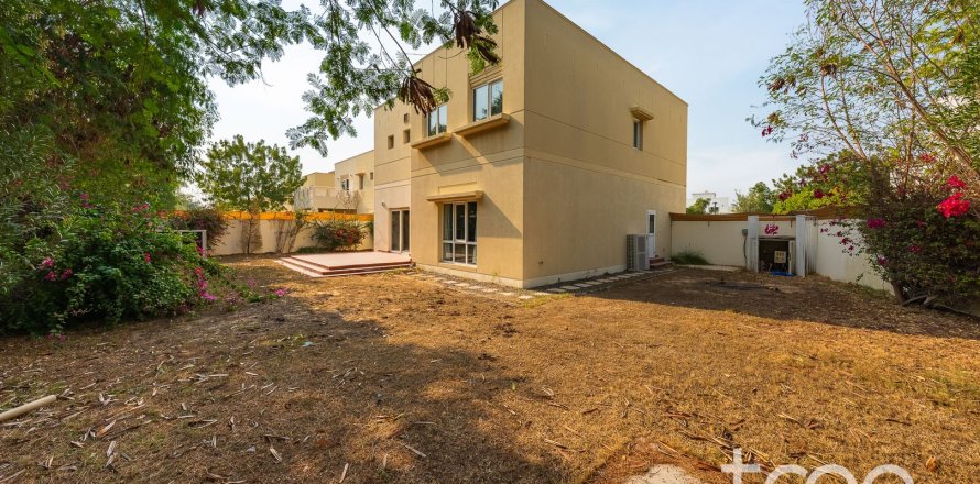 Villa de 4 dormitorios en Meadows, UAE No. 187996