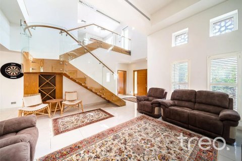 4 bedrooms Villa in Arabian Ranches, UAE No. 187997 15