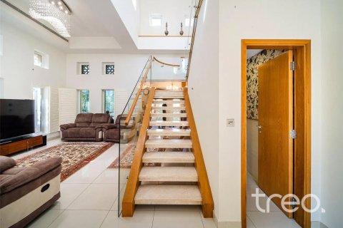 4 bedrooms Villa in Arabian Ranches, UAE No. 187997 12